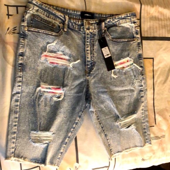 Nova men ripped and restructured Denim short size 36 - Picture 1 of 4